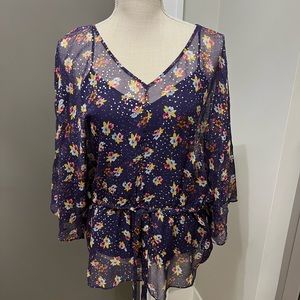 Ella Moss sheer tunic top with metallic detail. Women’s M. Worn once.